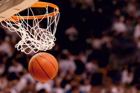 开云体育下载-2026世界杯焦点战，拜仁争冠战，德意志铁血碾碎曼城王朝