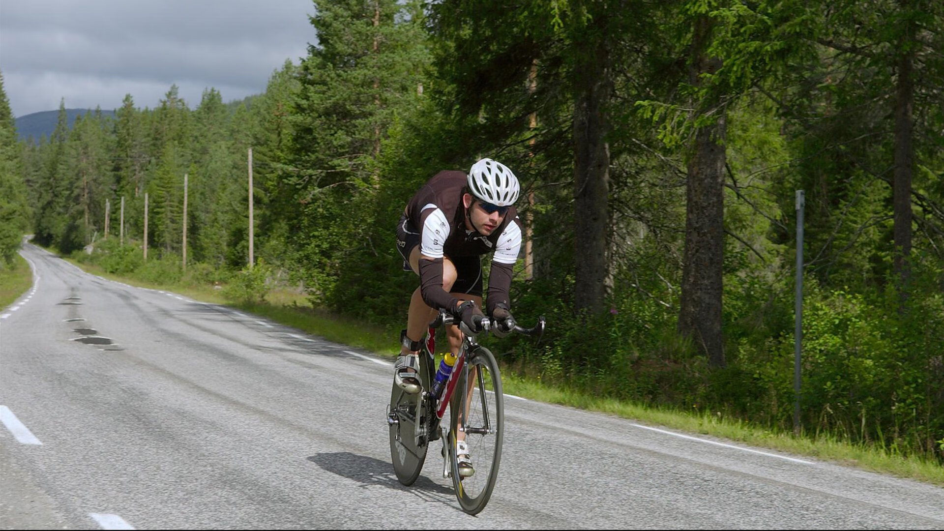 西决生死战之夜，字母哥持续制造杀伤，当钢铁意志碾碎命运天平