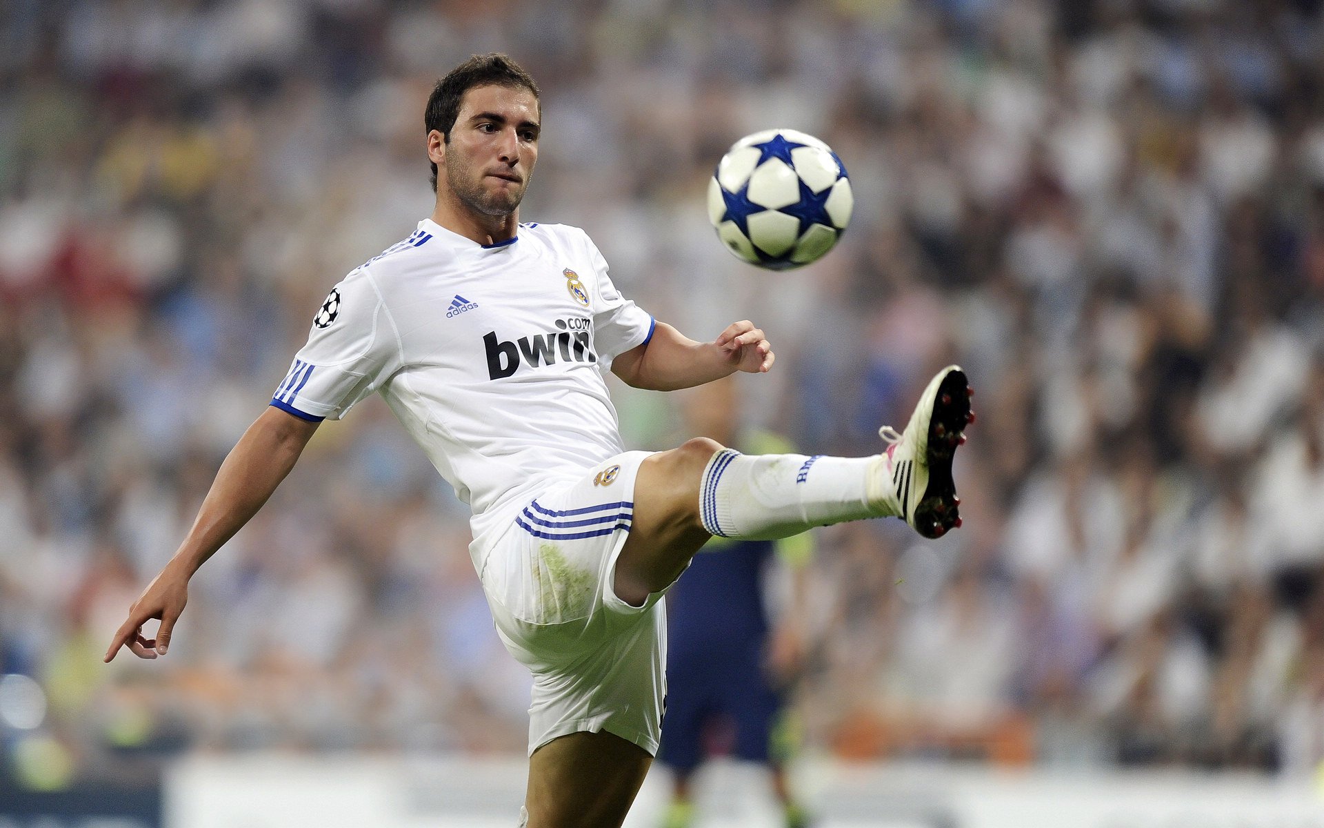 步行者狂胜篮网,塔图姆成为关键先生