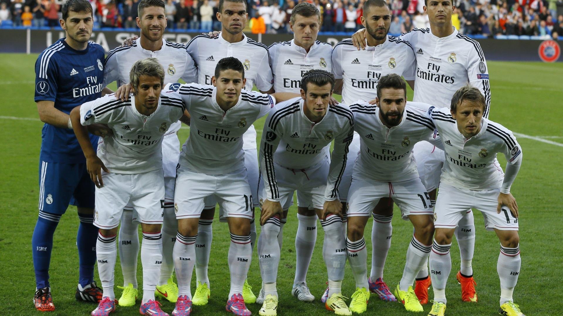 巴雷拉一锤定音，荷兰铁卫提前终结悬念，AC米兰的欧冠之夜与战术革命